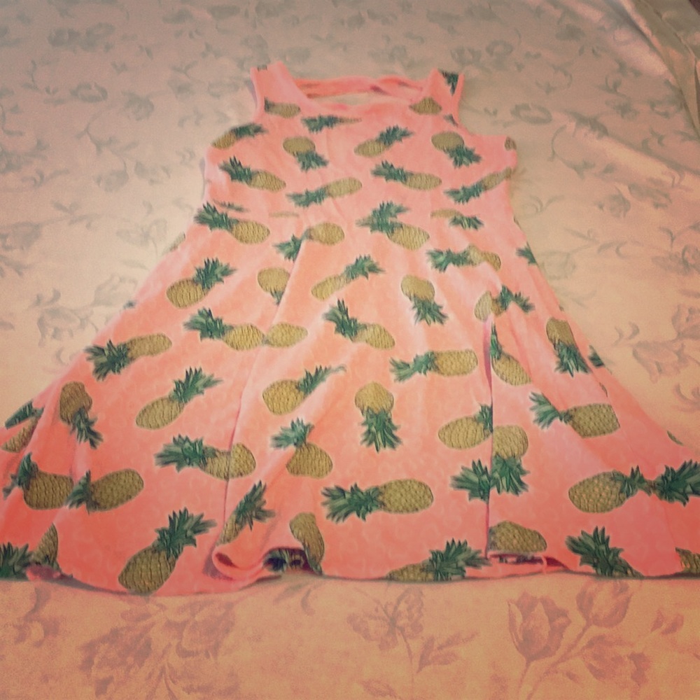 Sundress with pineapples!!